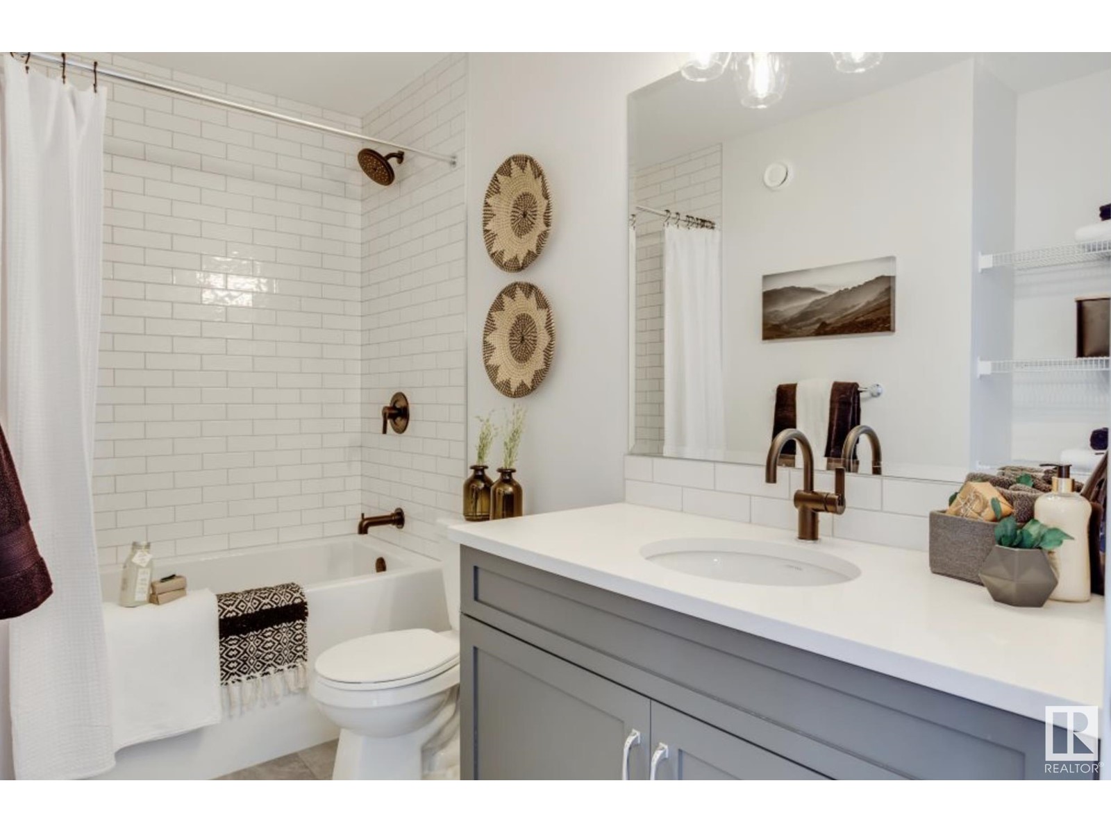 Property at 56 Rhea CR image 3