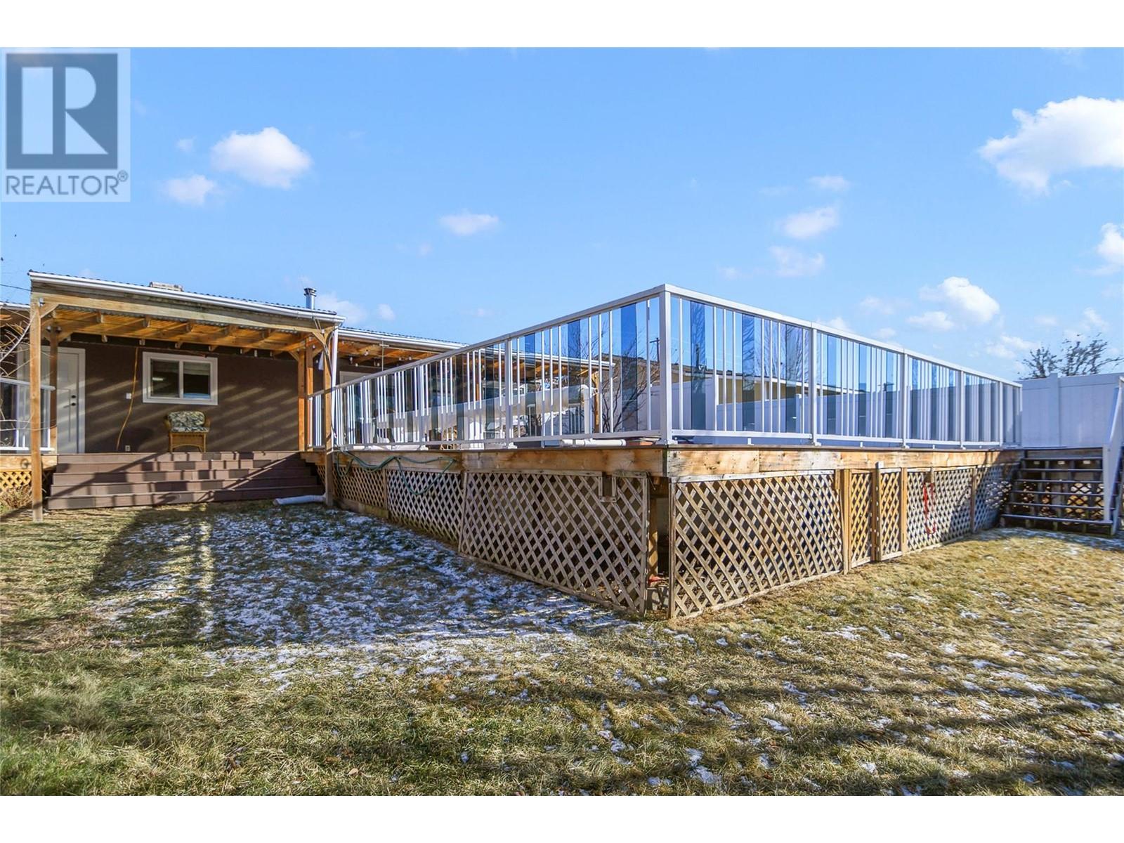 Property at 470 Vista Road image 4