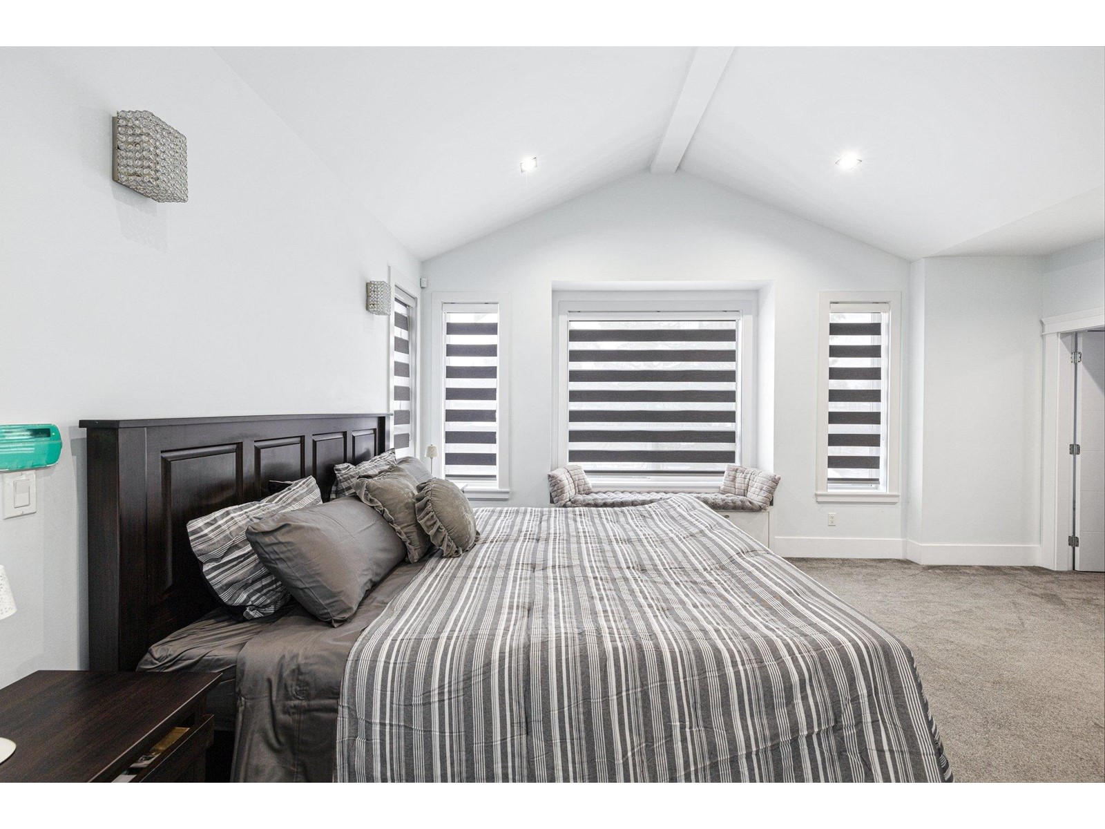 10805 141 Avenue, Surrey, British Columbia  V3R 3J5 - Photo 22 - R2964681