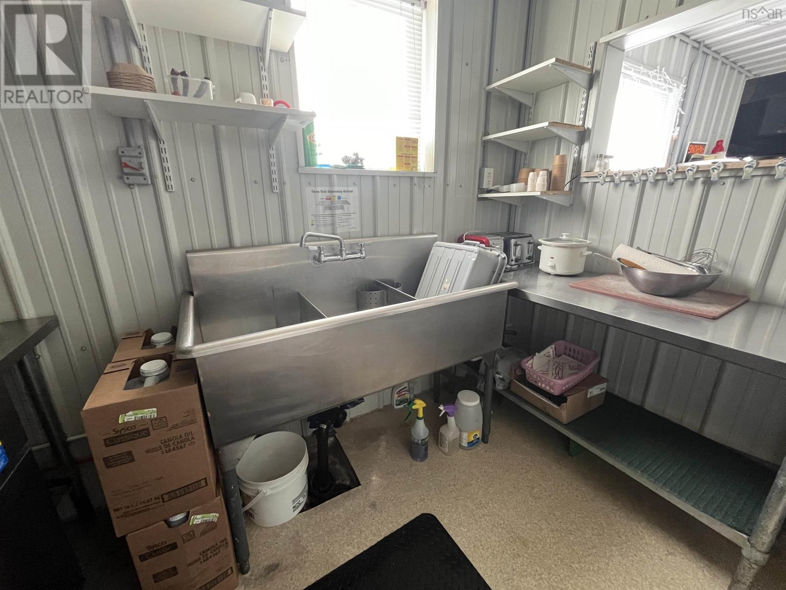 149 Main Street, Trenton, Nova Scotia  B0K 1X0 - Photo 13 - 202502873