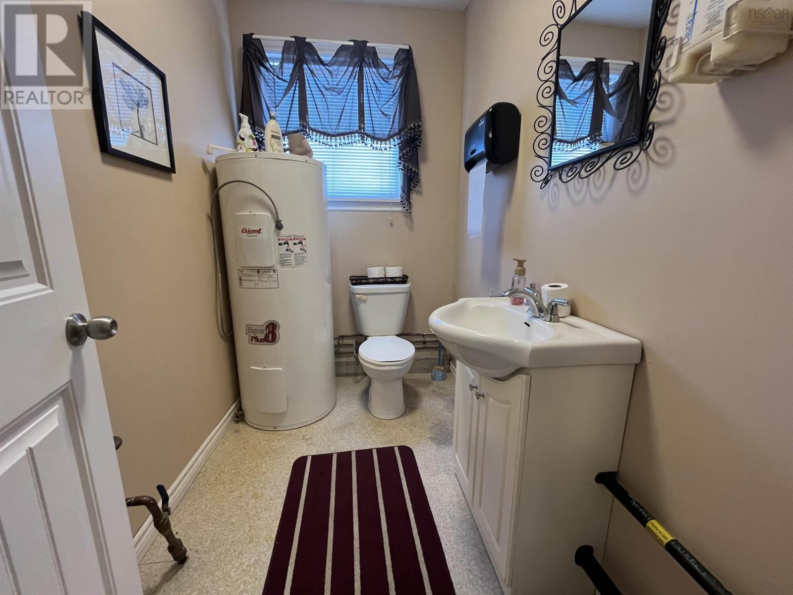 149 Main Street, Trenton, Nova Scotia  B0K 1X0 - Photo 17 - 202502873