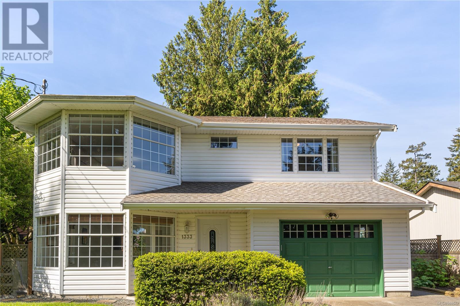 Property at 1333 Carmel Pl image 3