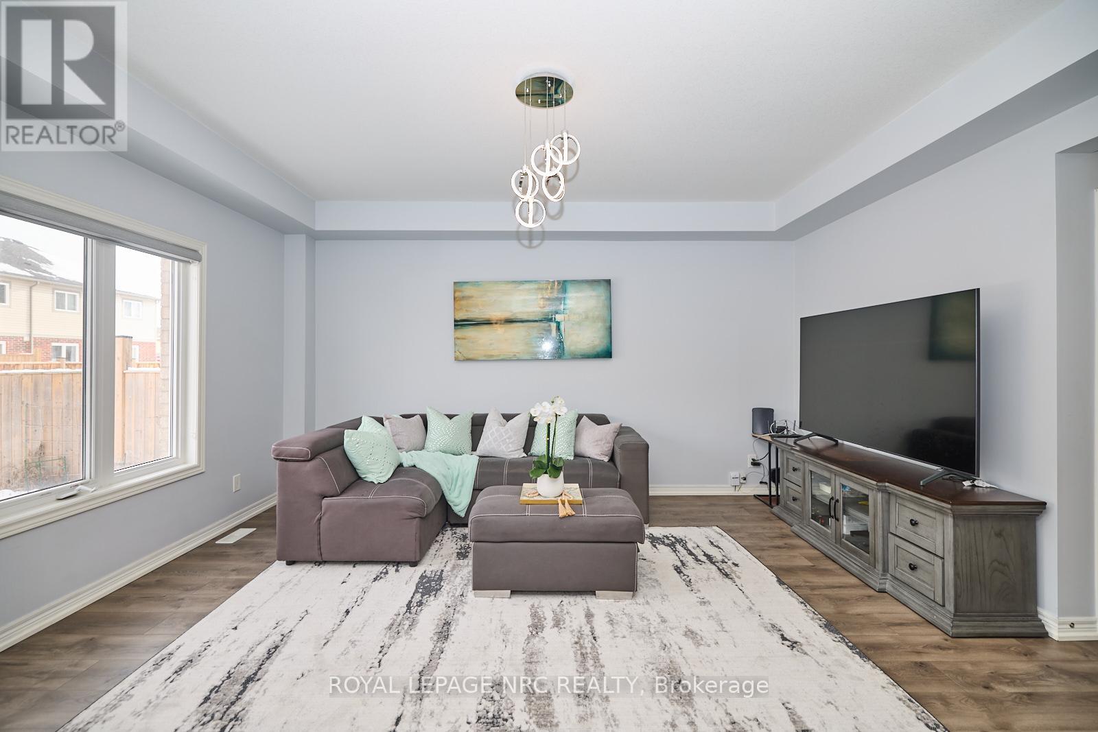 Property at 6 ELDERBERRY ROAD image 4