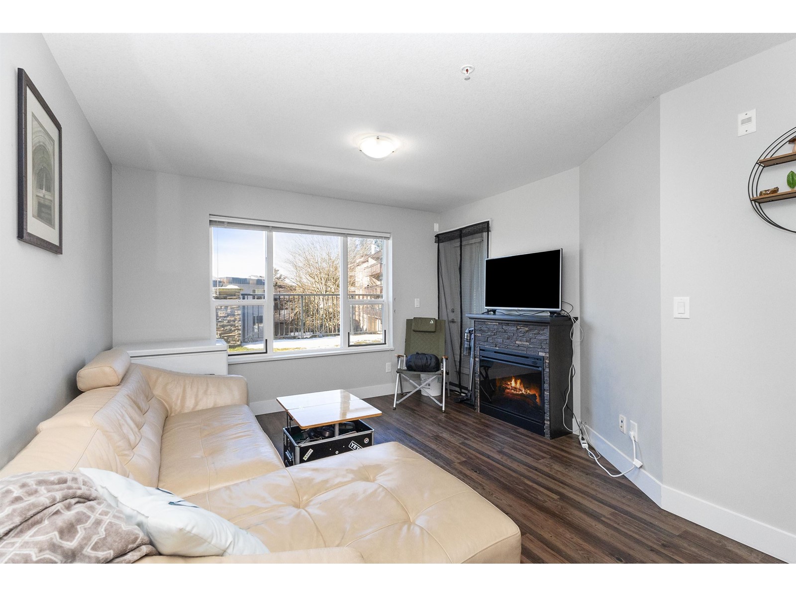 Property at 112 2565 CAMPBELL AVENUE image 5