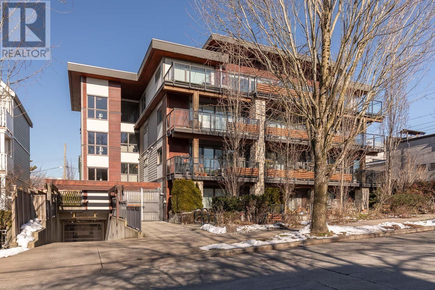 Listing Picture 18 of 19 : 307 1661 E 2ND AVENUE, Vancouver / 溫哥華 - 魯藝地產 Yvonne Lu Group - MLS Medallion Club Member