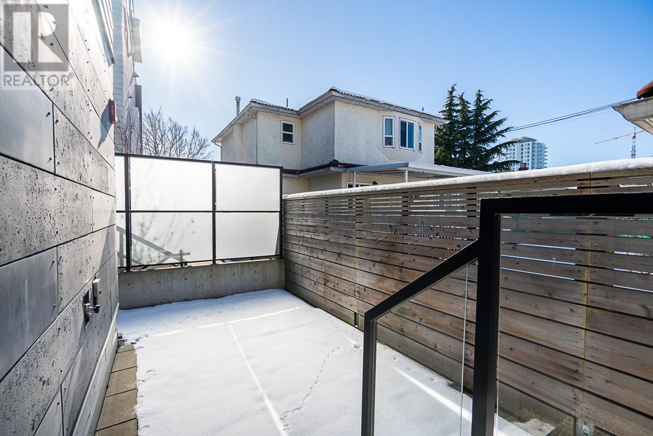 158 W Woodstock Avenue, Vancouver, British Columbia  V5Y 0N1 - Photo 7 - R2966630