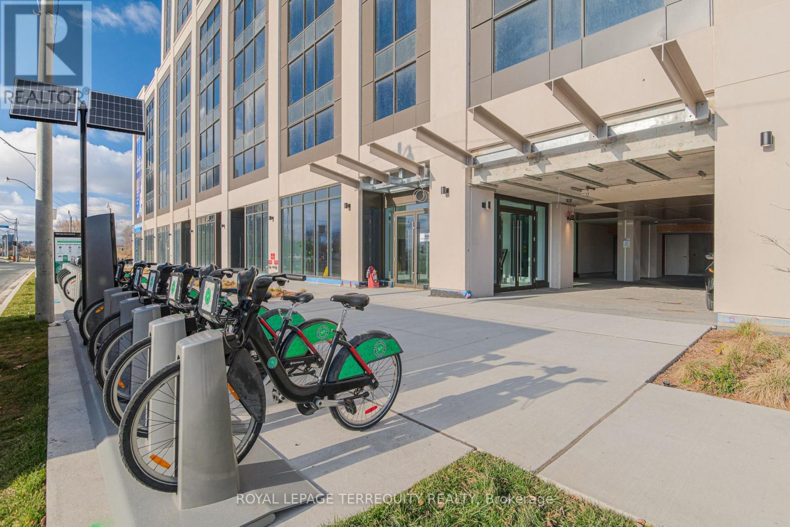 Property at 2506 - 1928 LAKE SHORE BOULEVARD W image 4