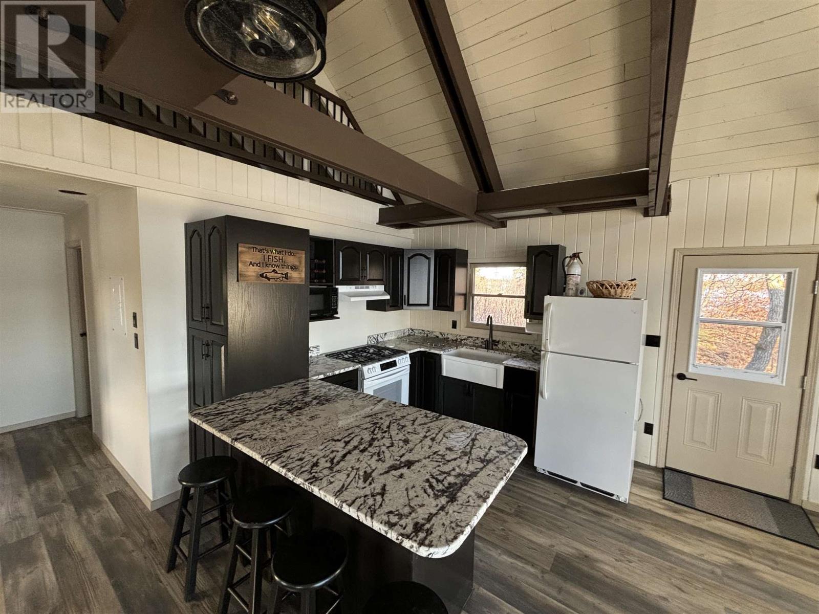 Private Island Lake Of The Woods, Lake Of The Woods, Ontario  P0X 1C0 - Photo 36 - TB250133