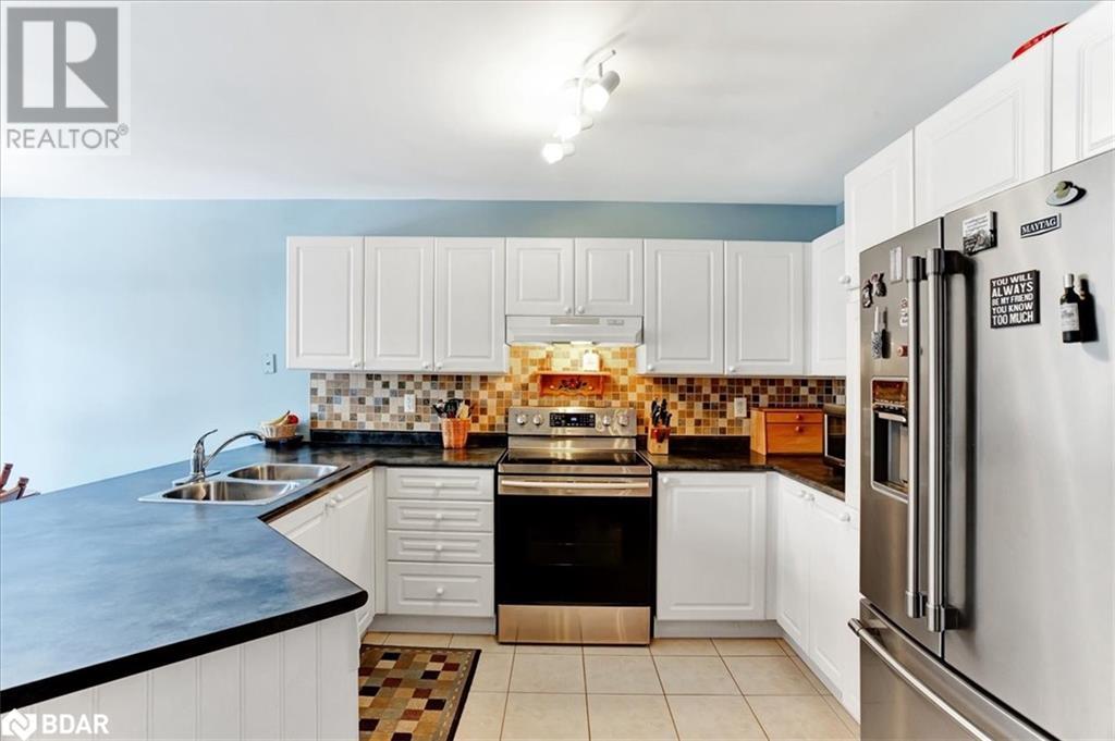 13 Masters Lane, Wasaga Beach, Ontario  L9Z 1S9 - Photo 9 - 40697304