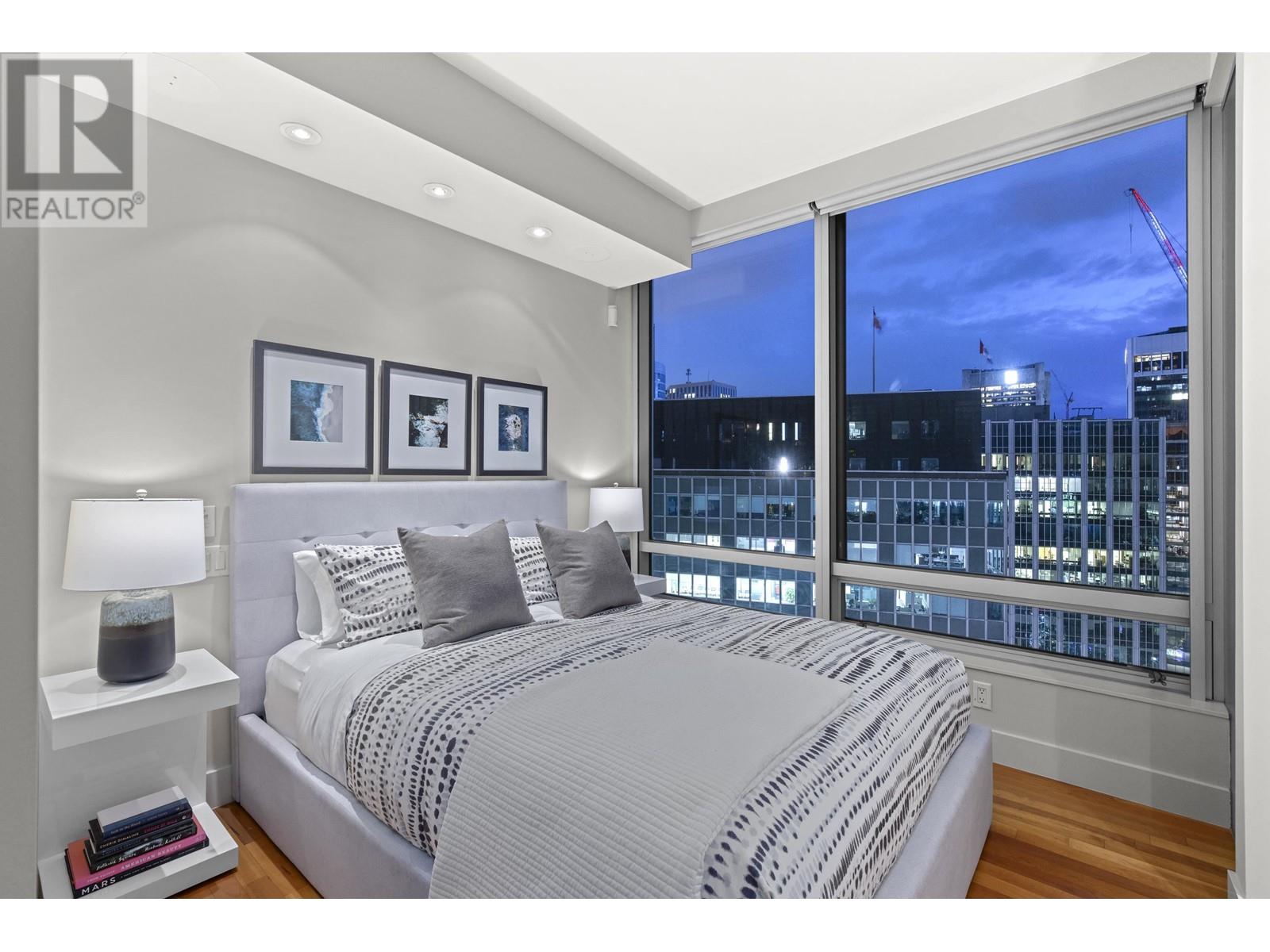 Listing Picture 23 of 40 : 2803 1077 W CORDOVA STREET, Vancouver / 溫哥華 - 魯藝地產 Yvonne Lu Group - MLS Medallion Club Member