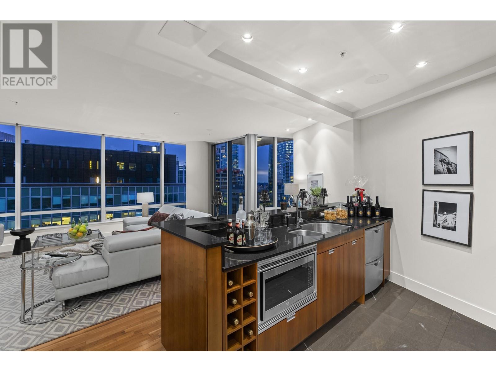 Listing Picture 24 of 40 : 2803 1077 W CORDOVA STREET, Vancouver / 溫哥華 - 魯藝地產 Yvonne Lu Group - MLS Medallion Club Member