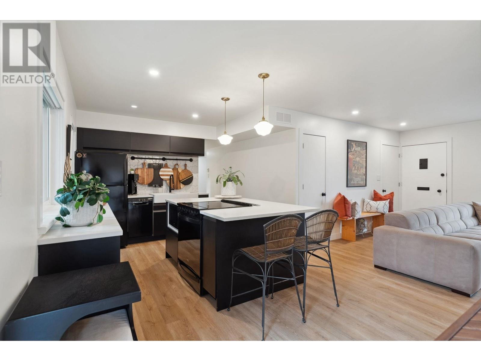20368 Kent Street, Maple Ridge, British Columbia  V2X 1A6 - Photo 14 - R2966250
