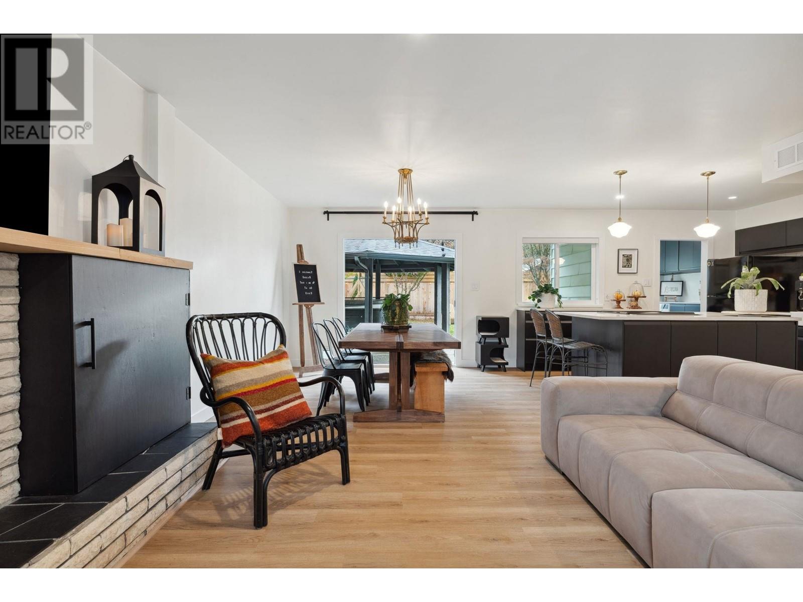 20368 Kent Street, Maple Ridge, British Columbia  V2X 1A6 - Photo 8 - R2966250