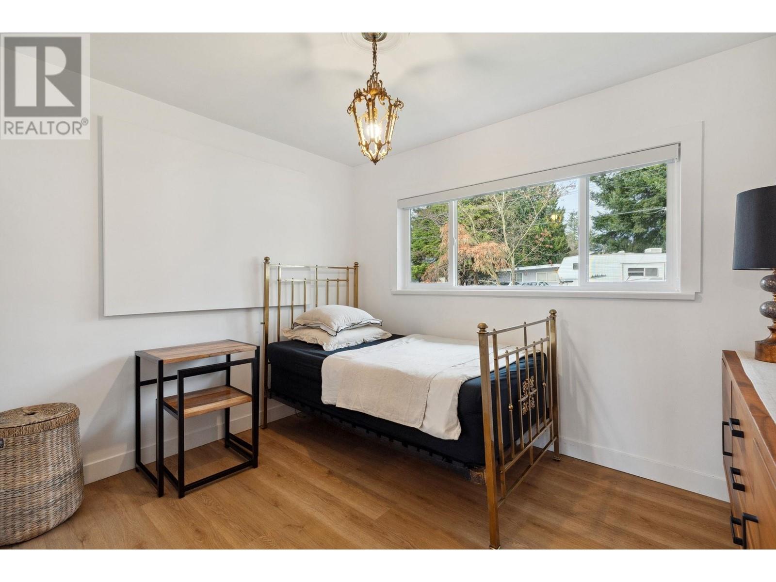 20368 Kent Street, Maple Ridge, British Columbia  V2X 1A6 - Photo 32 - R2966250