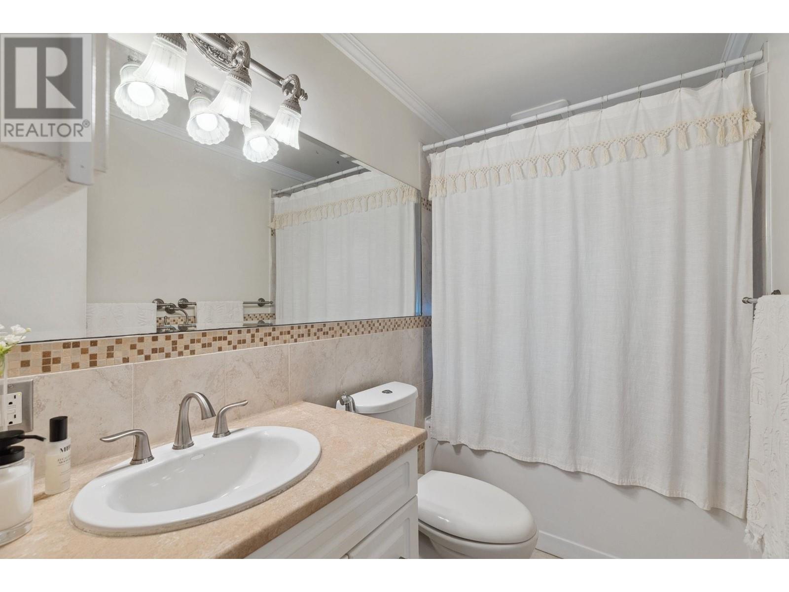 20368 Kent Street, Maple Ridge, British Columbia  V2X 1A6 - Photo 30 - R2966250