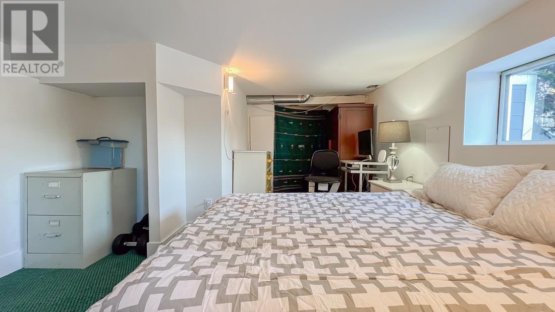 Listing Picture 28 of 39 : 420 E 36TH AVENUE, Vancouver / 溫哥華 - 魯藝地產 Yvonne Lu Group - MLS Medallion Club Member