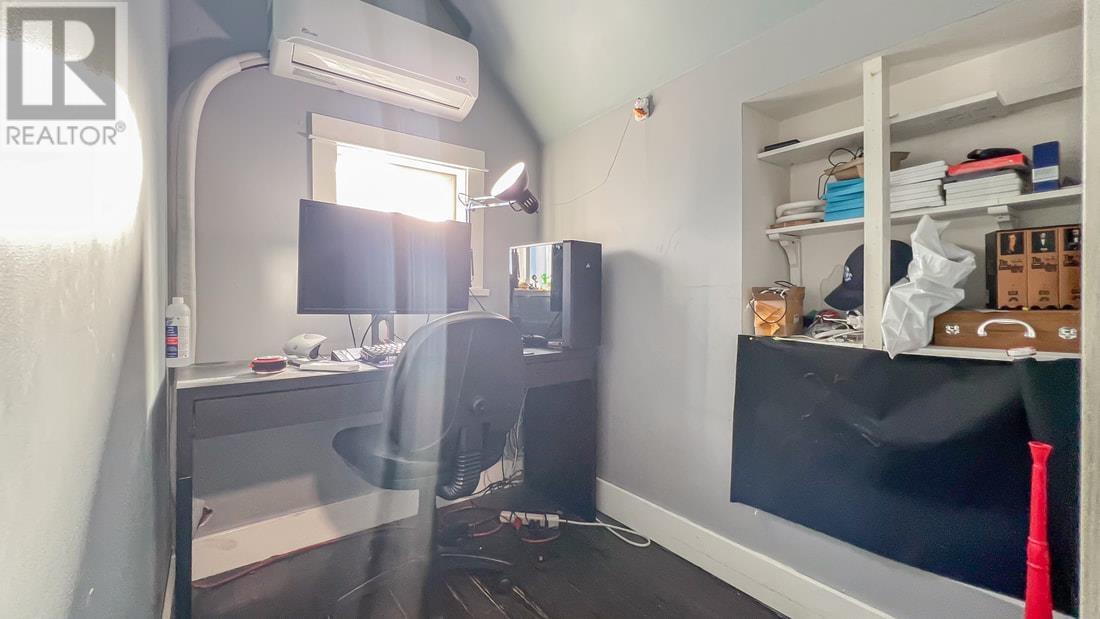 Listing Picture 18 of 39 : 420 E 36TH AVENUE, Vancouver / 溫哥華 - 魯藝地產 Yvonne Lu Group - MLS Medallion Club Member