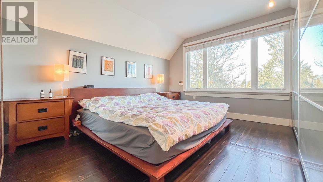 Listing Picture 20 of 39 : 420 E 36TH AVENUE, Vancouver / 溫哥華 - 魯藝地產 Yvonne Lu Group - MLS Medallion Club Member