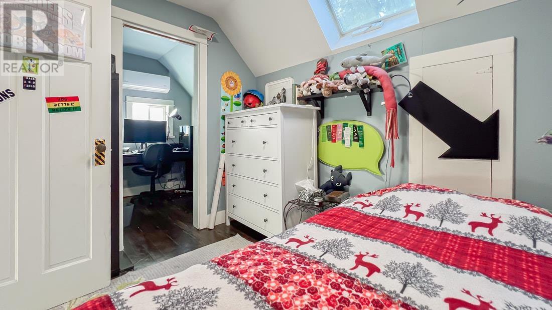 Listing Picture 17 of 39 : 420 E 36TH AVENUE, Vancouver / 溫哥華 - 魯藝地產 Yvonne Lu Group - MLS Medallion Club Member