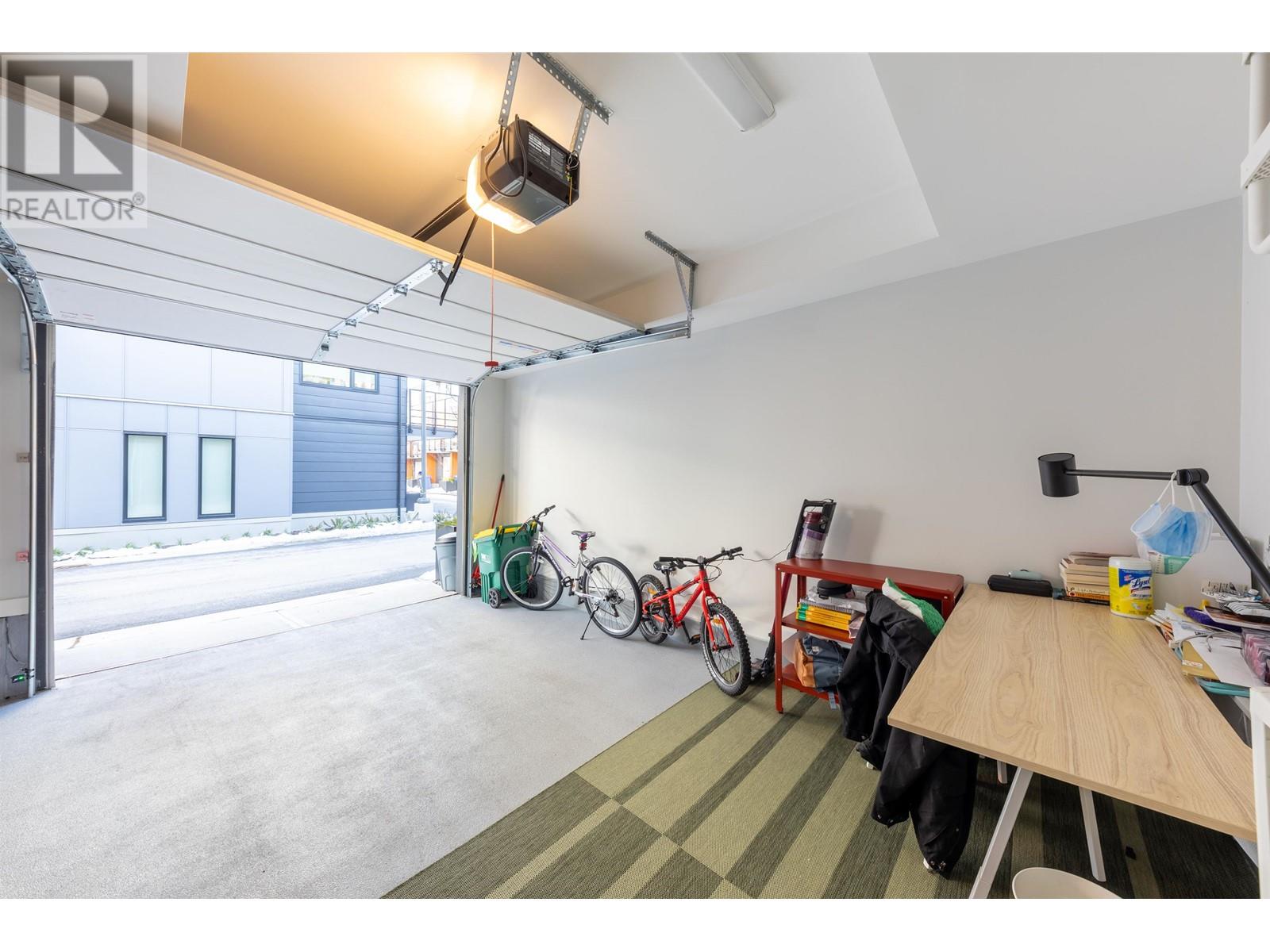 Listing Picture 24 of 24 : 7 2728 ACADIA ROAD, Vancouver / 溫哥華 - 魯藝地產 Yvonne Lu Group - MLS Medallion Club Member