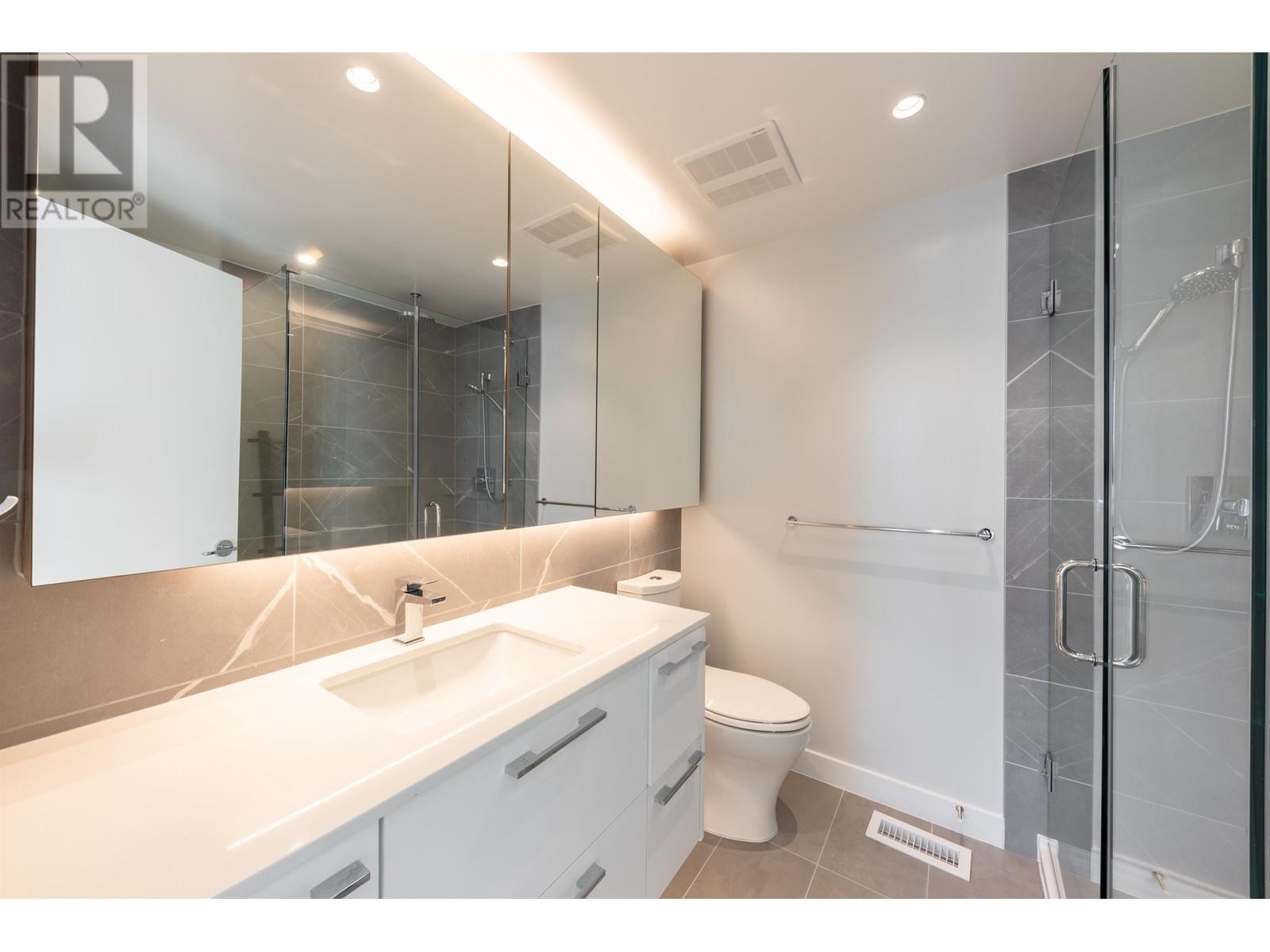 Listing Picture 19 of 24 : 7 2728 ACADIA ROAD, Vancouver / 溫哥華 - 魯藝地產 Yvonne Lu Group - MLS Medallion Club Member