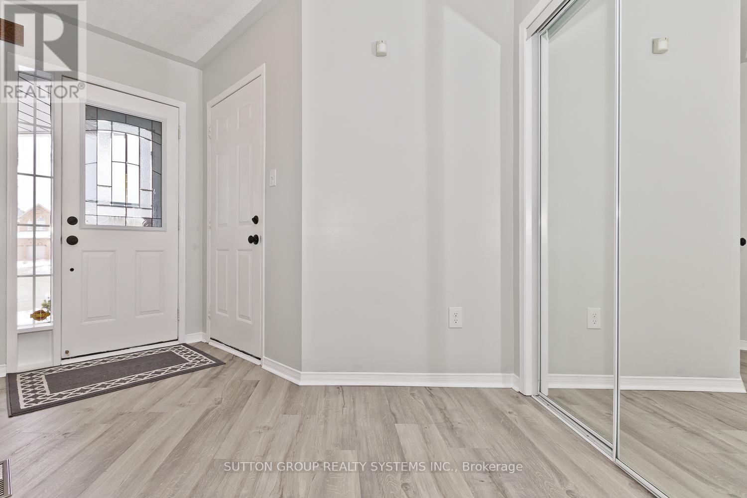 Property at 3945 FOXWOOD AVENUE image 3