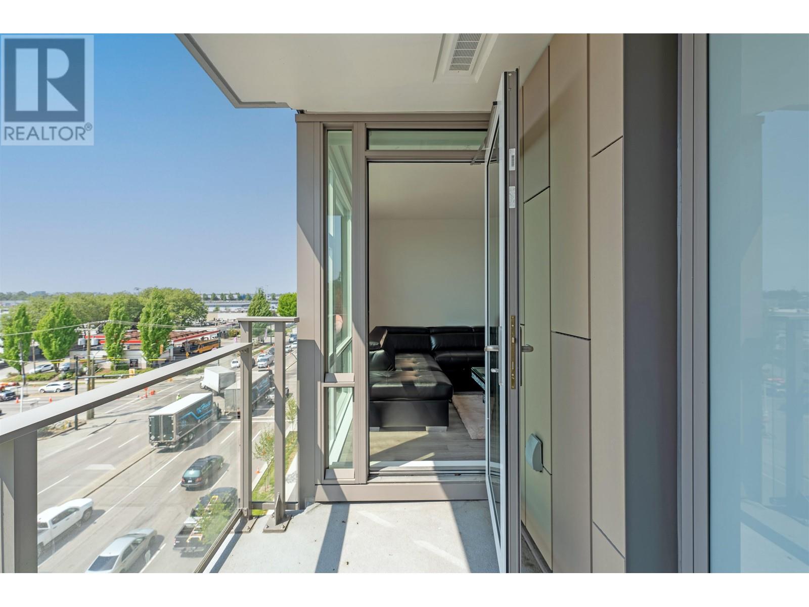 Listing Picture 19 of 33 : 412 8181 CHESTER STREET, Vancouver / 溫哥華 - 魯藝地產 Yvonne Lu Group - MLS Medallion Club Member