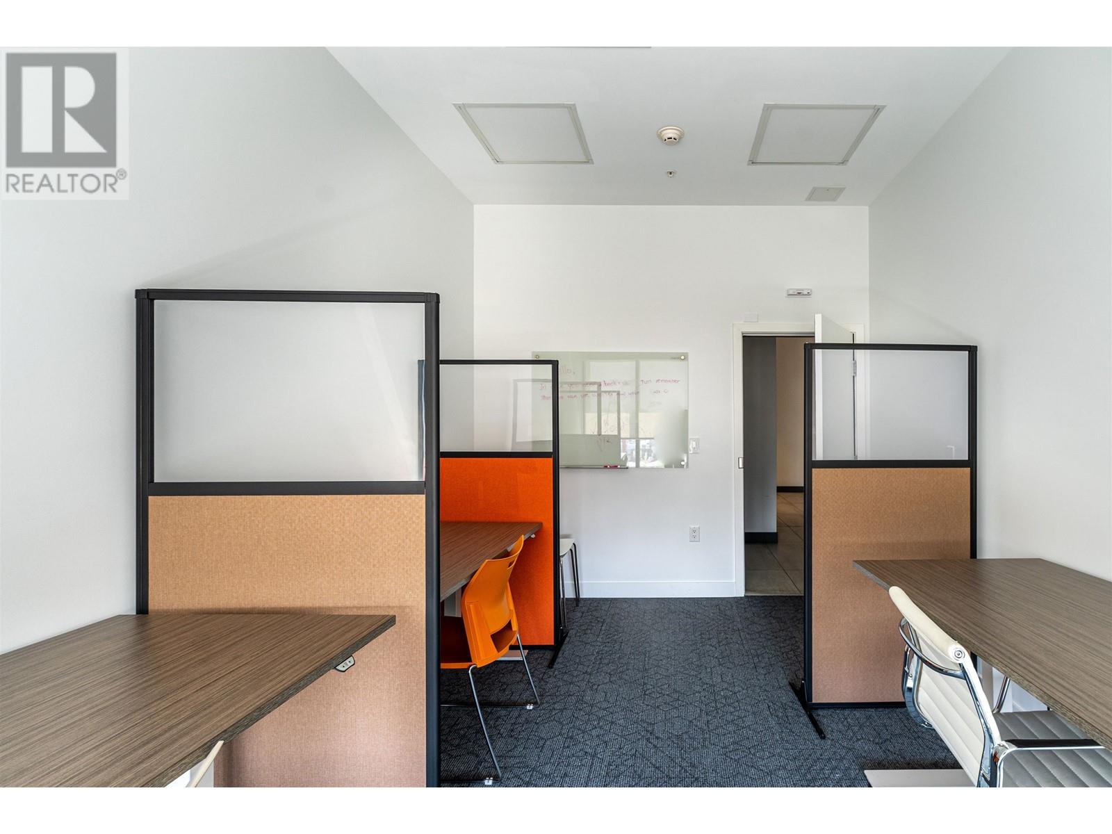 Listing Picture 26 of 33 : 412 8181 CHESTER STREET, Vancouver / 溫哥華 - 魯藝地產 Yvonne Lu Group - MLS Medallion Club Member