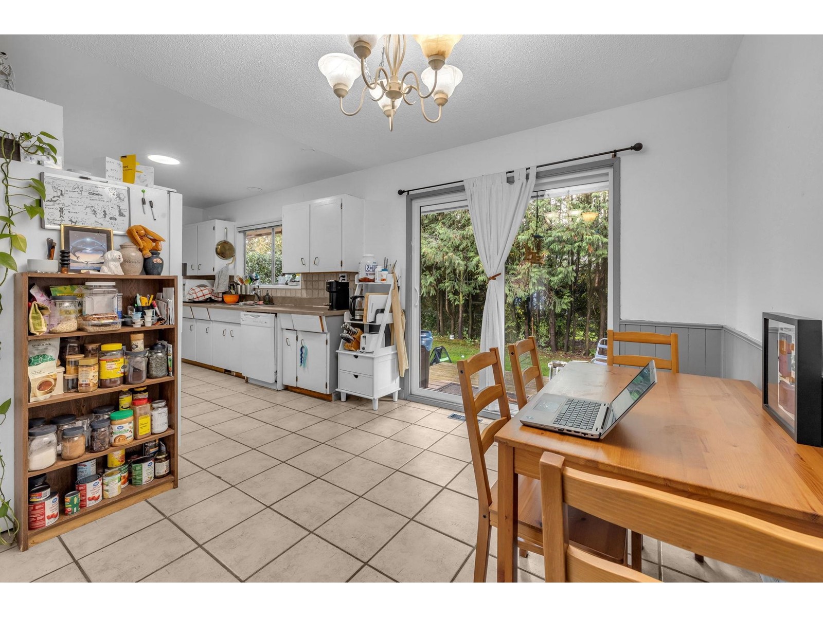 34268 Redwood Avenue, Abbotsford, British Columbia  V2S 2T7 - Photo 9 - R2966679