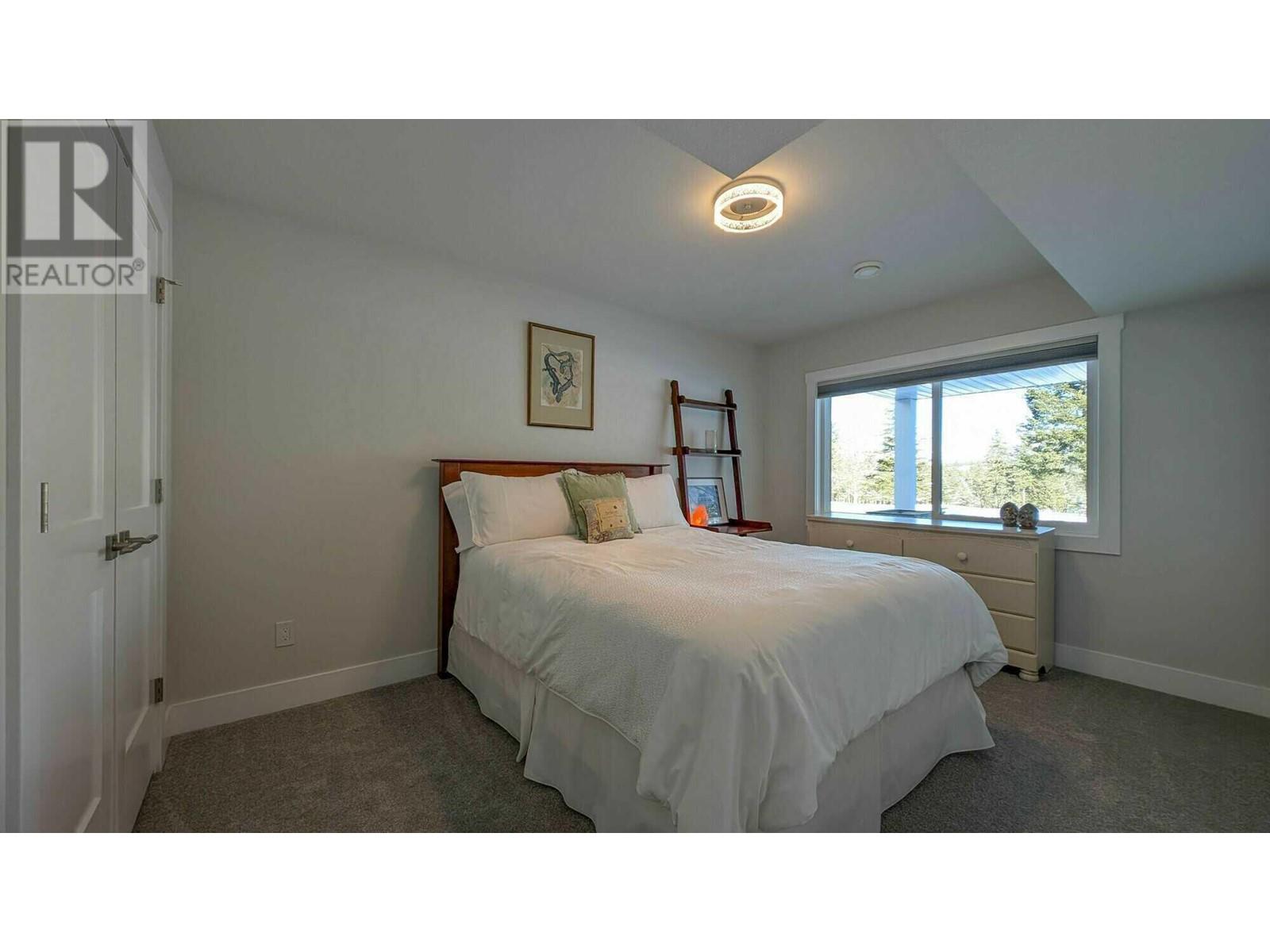328 Legacy Lookout, Cranbrook, British Columbia  V1C 0E4 - Photo 8 - 10335412