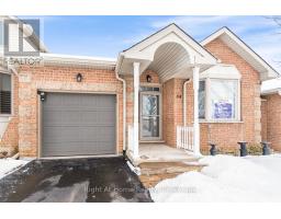 84 GREENTRAIL DRIVE W, Hamilton, Ontario