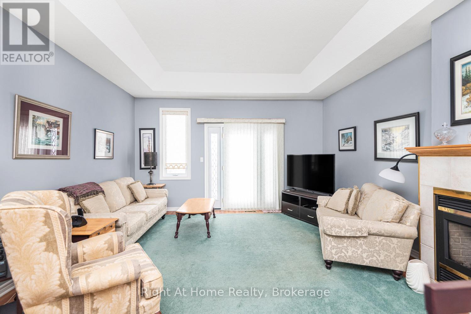 Property at 84 GREENTRAIL DRIVE W image 3