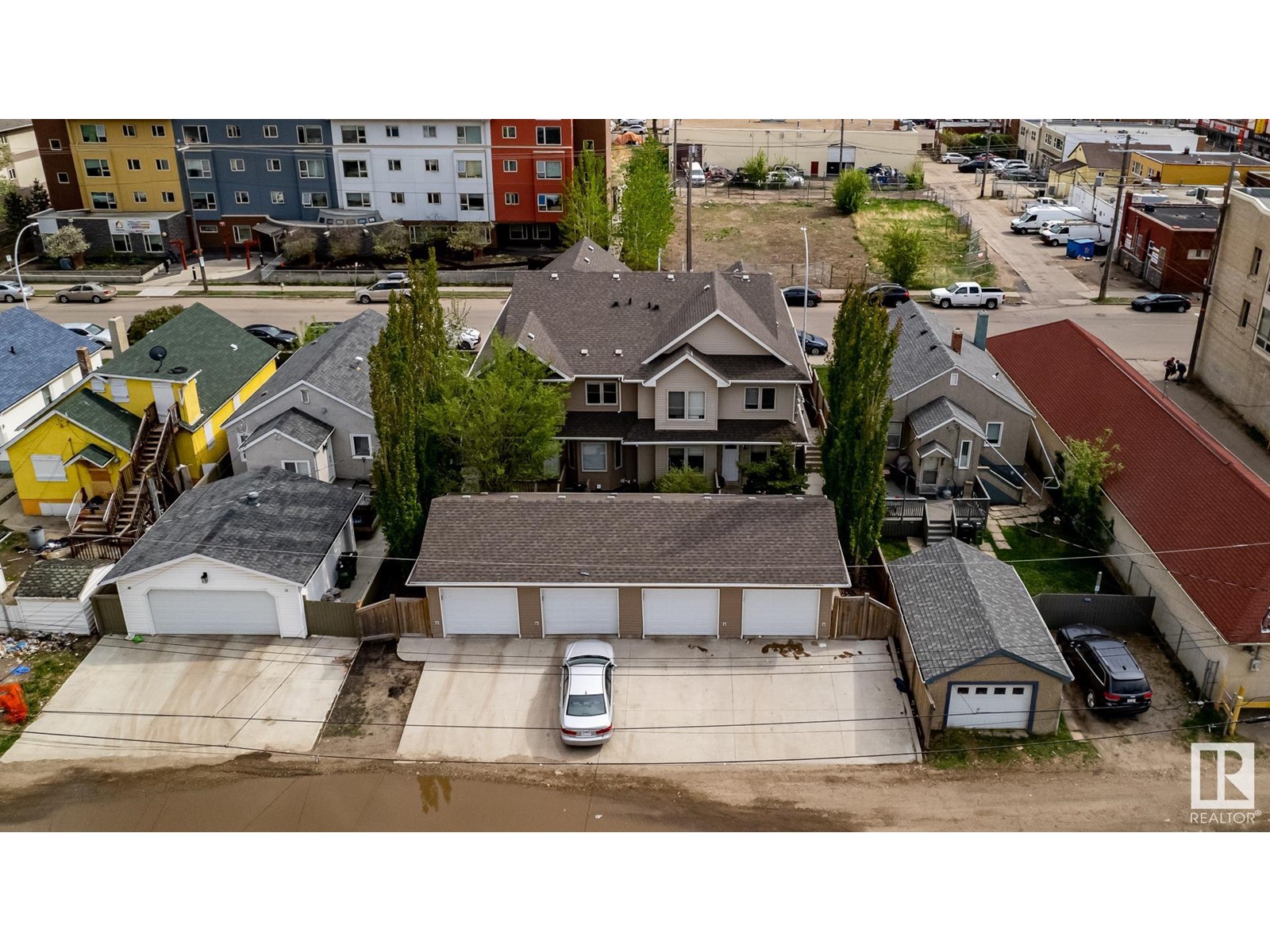 Property at #3 9648 106 AV NW image 4