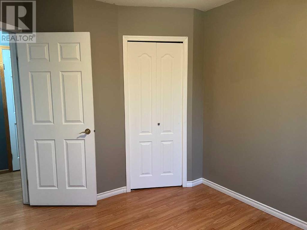 307 8 Avenue, Fox Creek, Alberta  T0H 1P0 - Photo 13 - A2191654