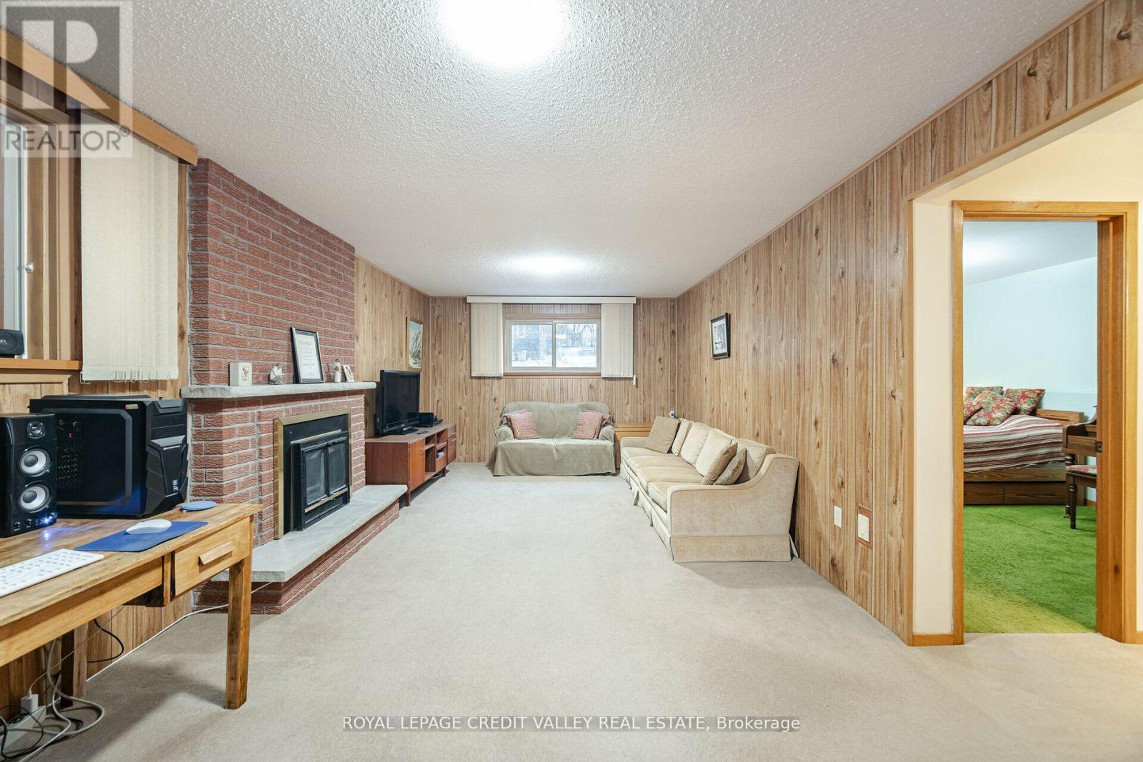 17 Meadowland Gate, Brampton, Ontario  L6W 3N8 - Photo 25 - W11972172