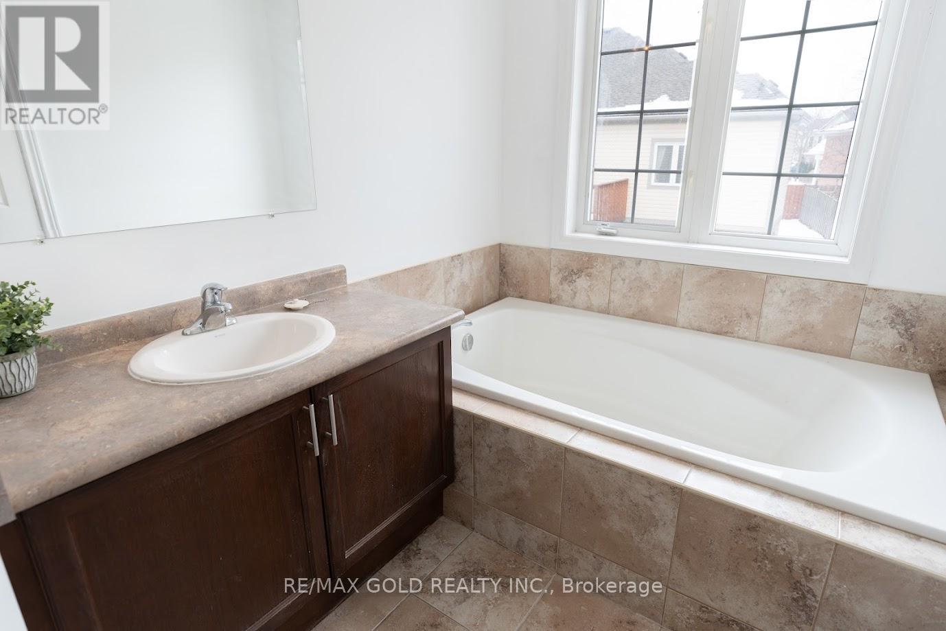 78 Bunting Road, St. Catharines, Ontario  L2P 3G9 - Photo 20 - X11972213