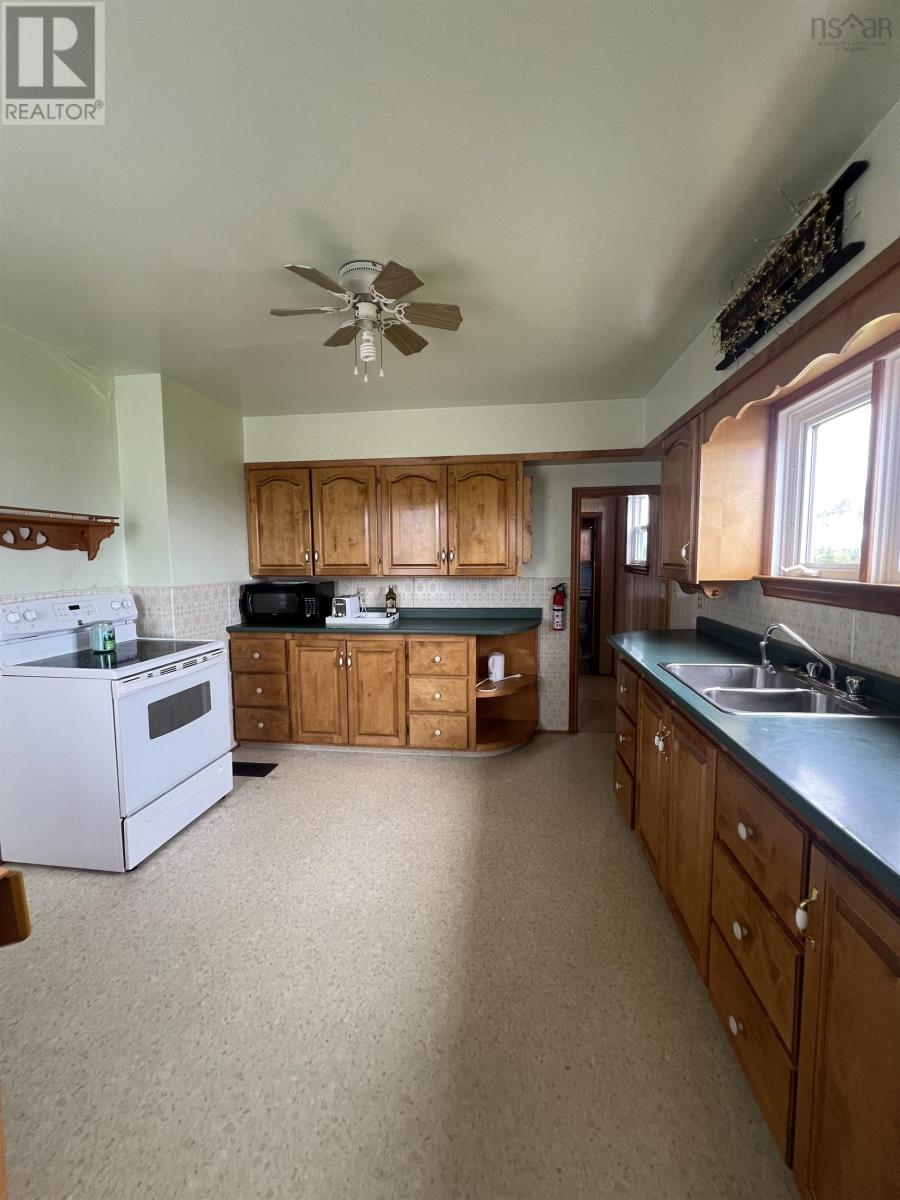 41 Port Bickerton Village Road, Port Bickerton, Nova Scotia  B0J 1A0 - Photo 5 - 202502882