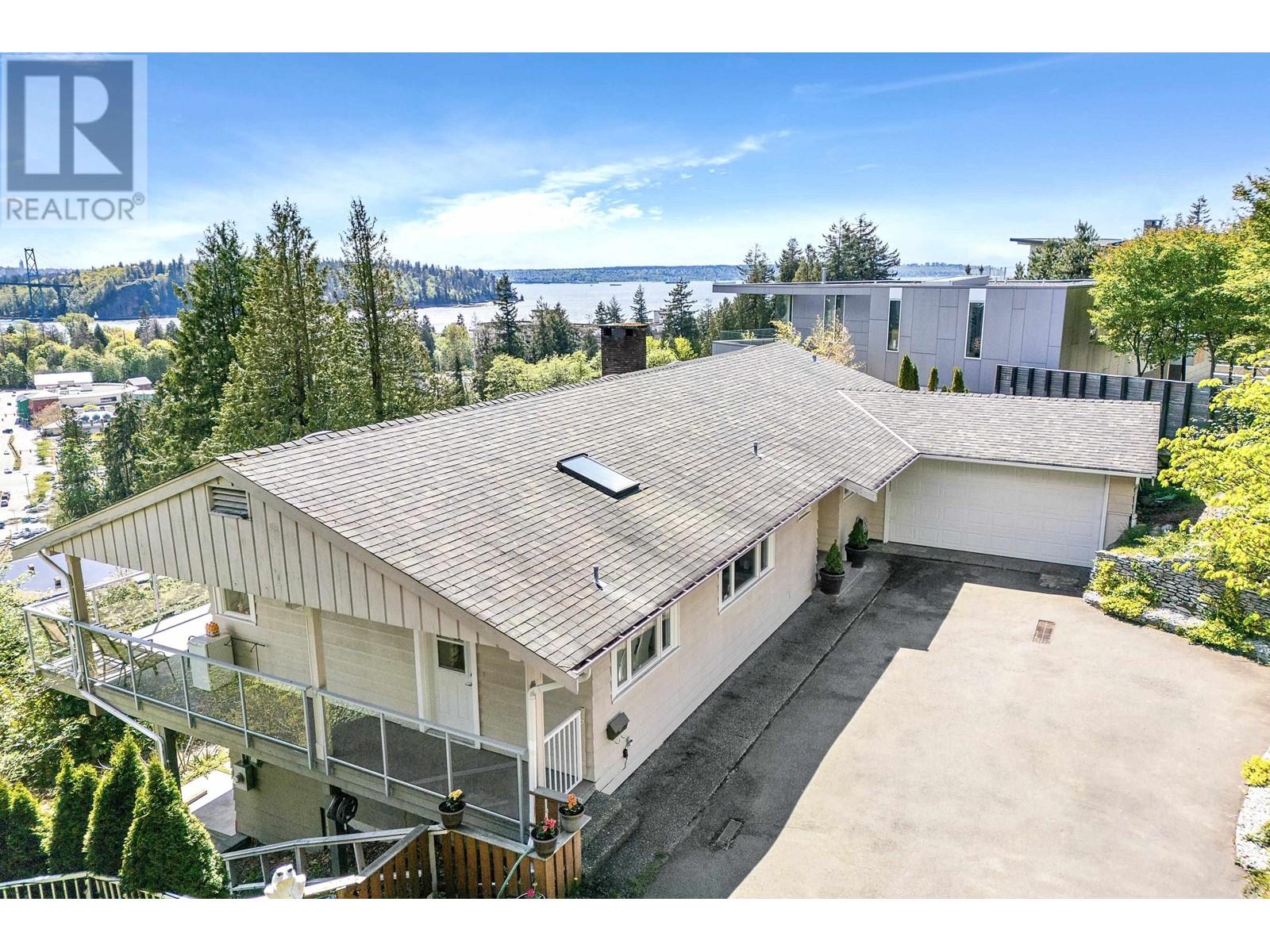 930 Esquimalt Avenue, West Vancouver, British Columbia  V7T 1J8 - Photo 14 - R2966703