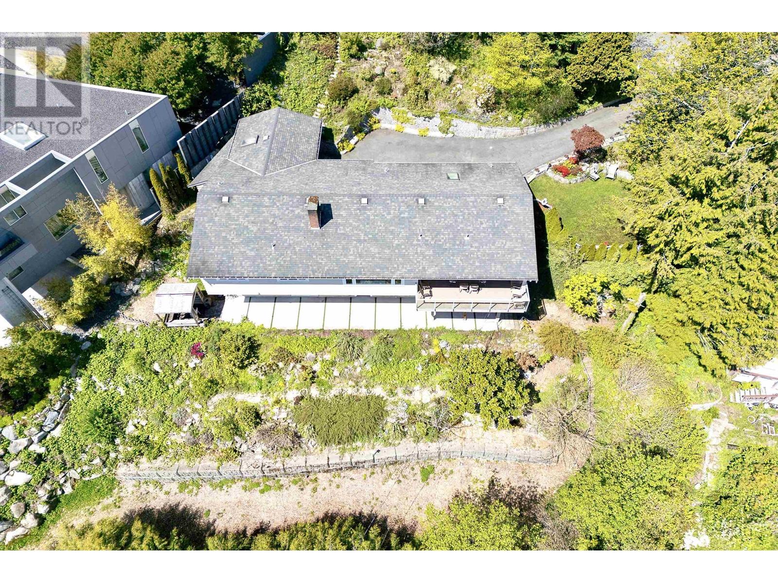 930 Esquimalt Avenue, West Vancouver, British Columbia  V7T 1J8 - Photo 33 - R2966703
