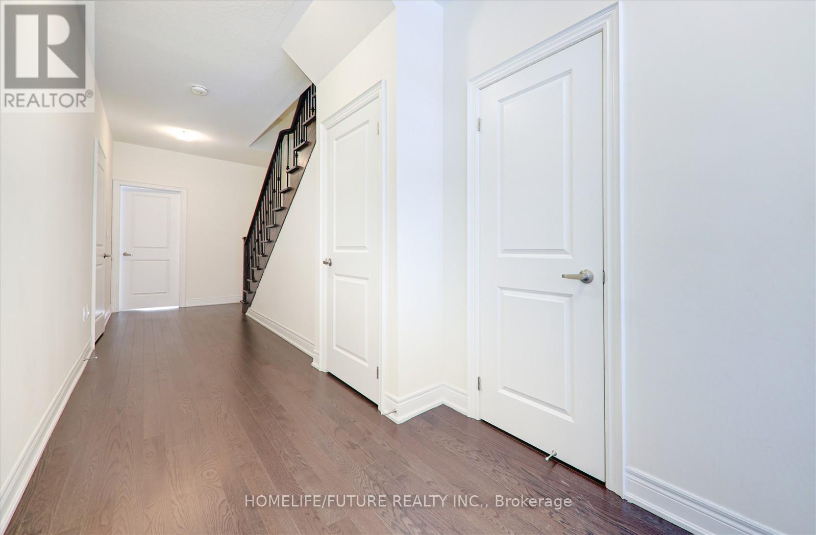 Property at 8 ANDRESS WAY image 5