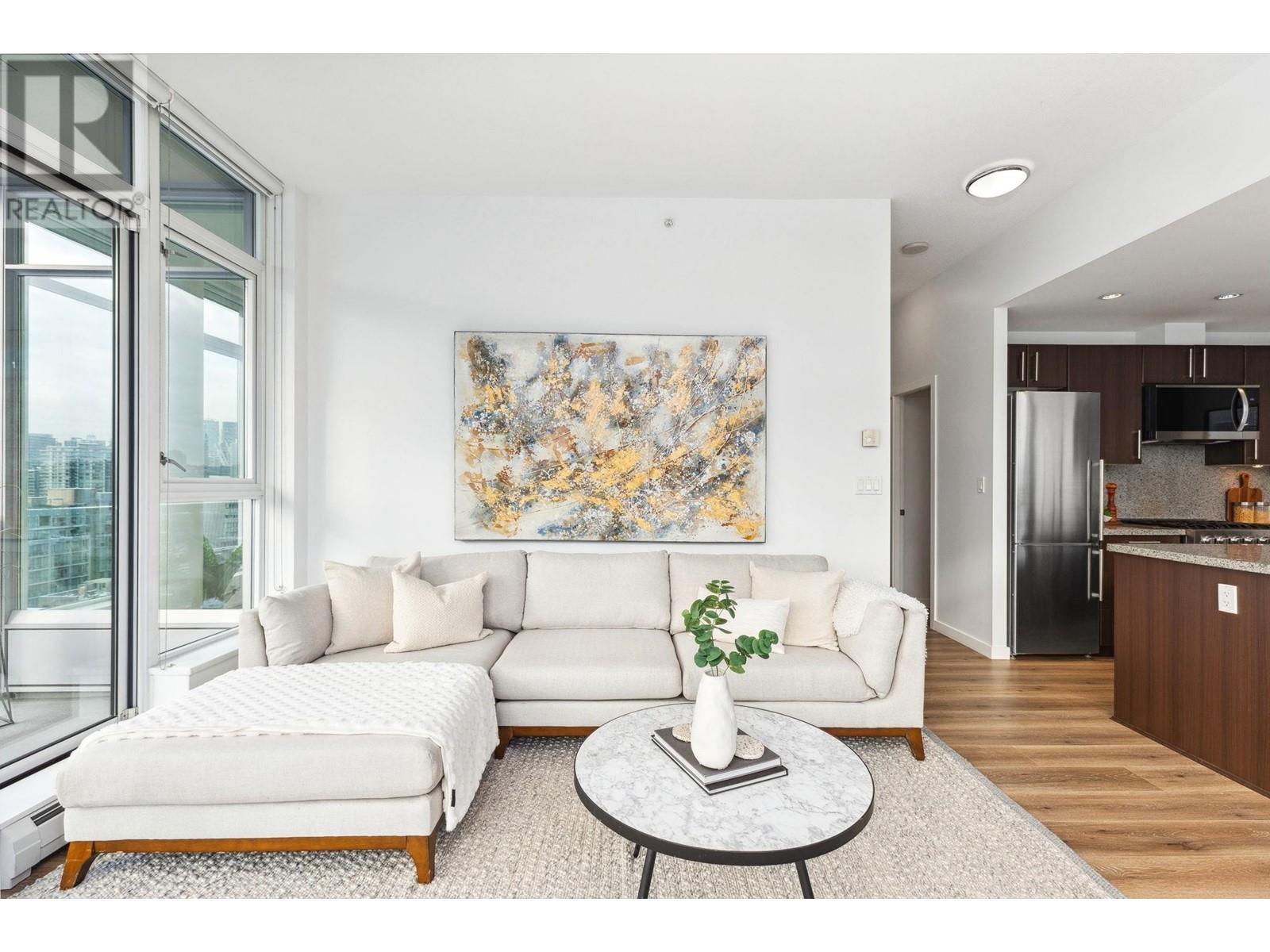 Listing Picture 9 of 39 : 1604 108 W 1ST AVENUE, Vancouver / 溫哥華 - 魯藝地產 Yvonne Lu Group - MLS Medallion Club Member