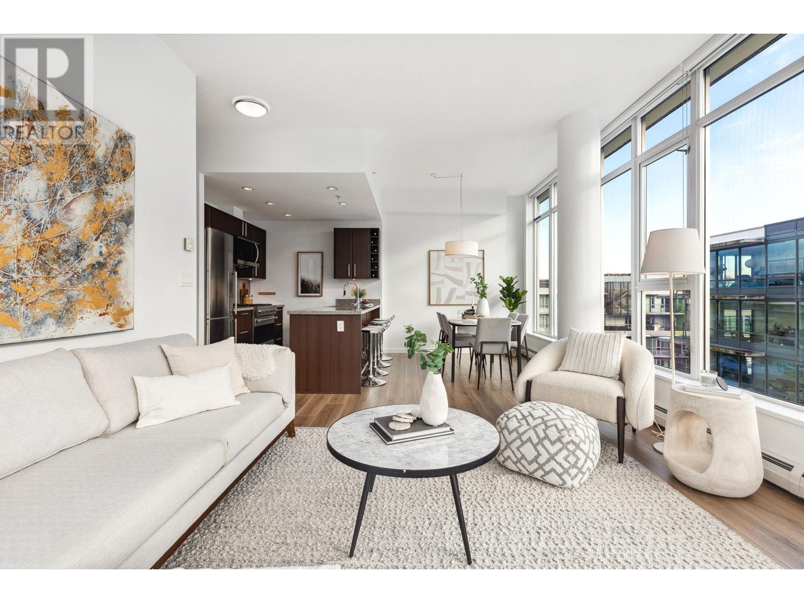 Listing Picture 7 of 39 : 1604 108 W 1ST AVENUE, Vancouver / 溫哥華 - 魯藝地產 Yvonne Lu Group - MLS Medallion Club Member