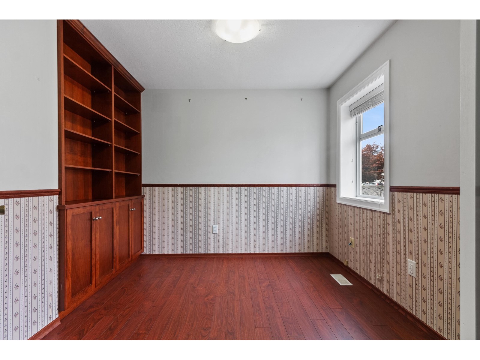 32120 Balfour Drive, Abbotsford, British Columbia  V2T 5C2 - Photo 21 - R2966437