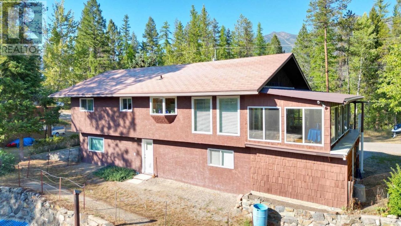 6835 Rosen Lake Road, Jaffray, British Columbia  V0B 1T0 - Photo 17 - 10335282