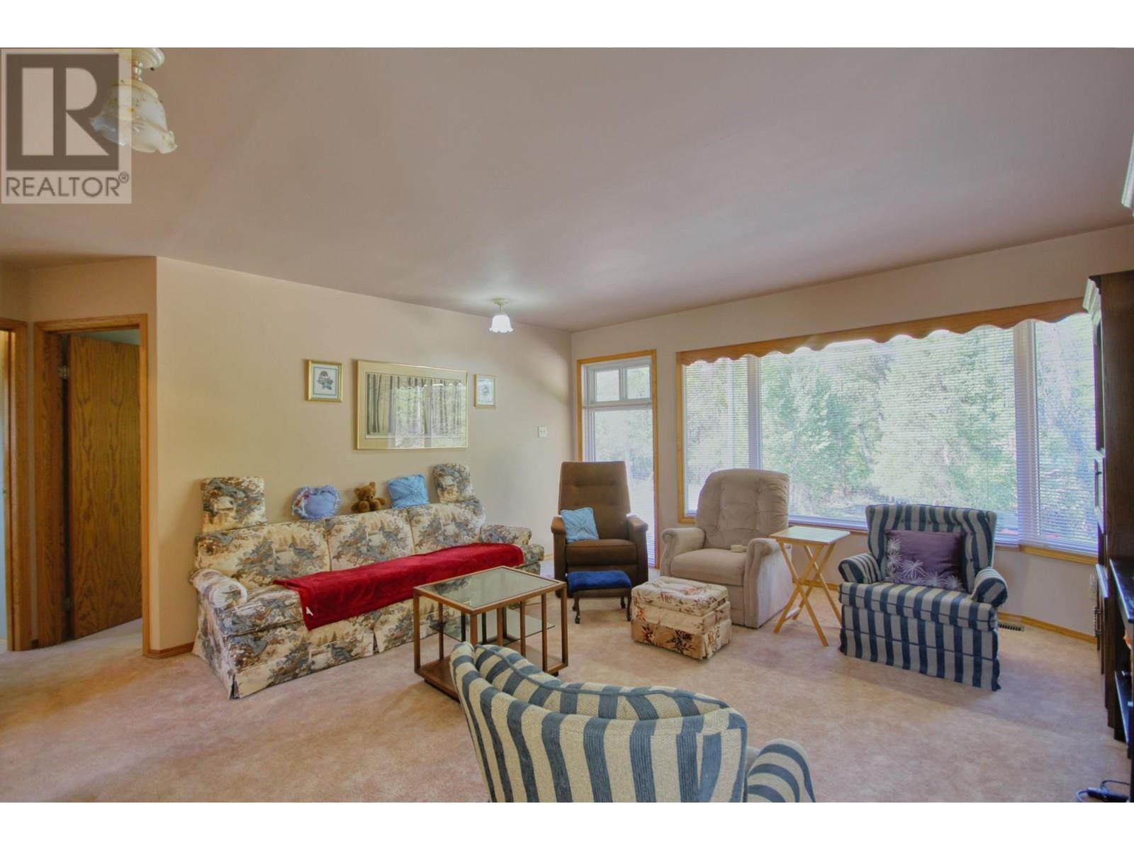 Property at 6835 ROSEN LAKE Road image 4