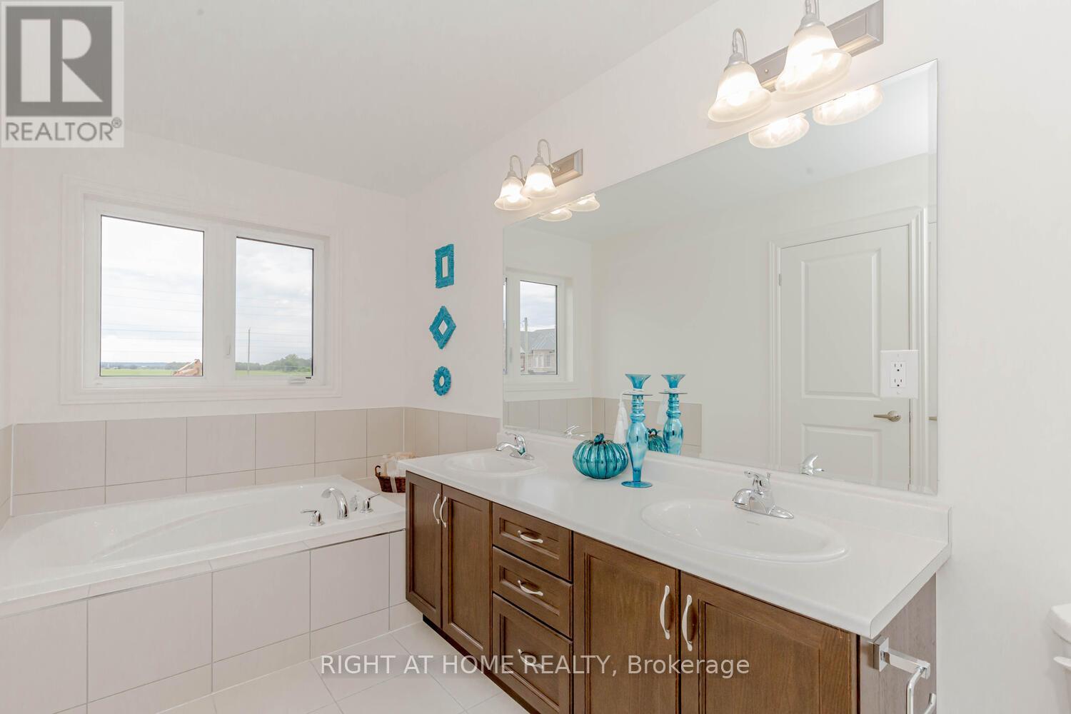 12 Donald Stewart Road, Brampton (Northwest Brampton), Ontario  L7A 5J8 - Photo 26 - W11972286