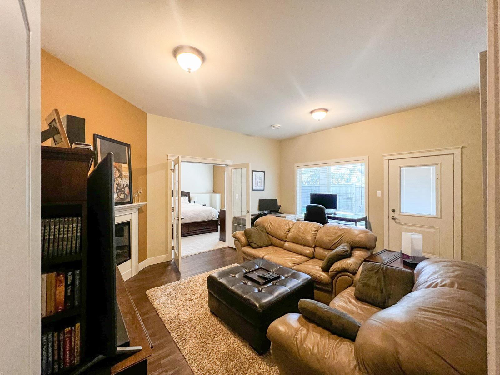 Property at 65732 VALLEY VIEW PLACE image 5