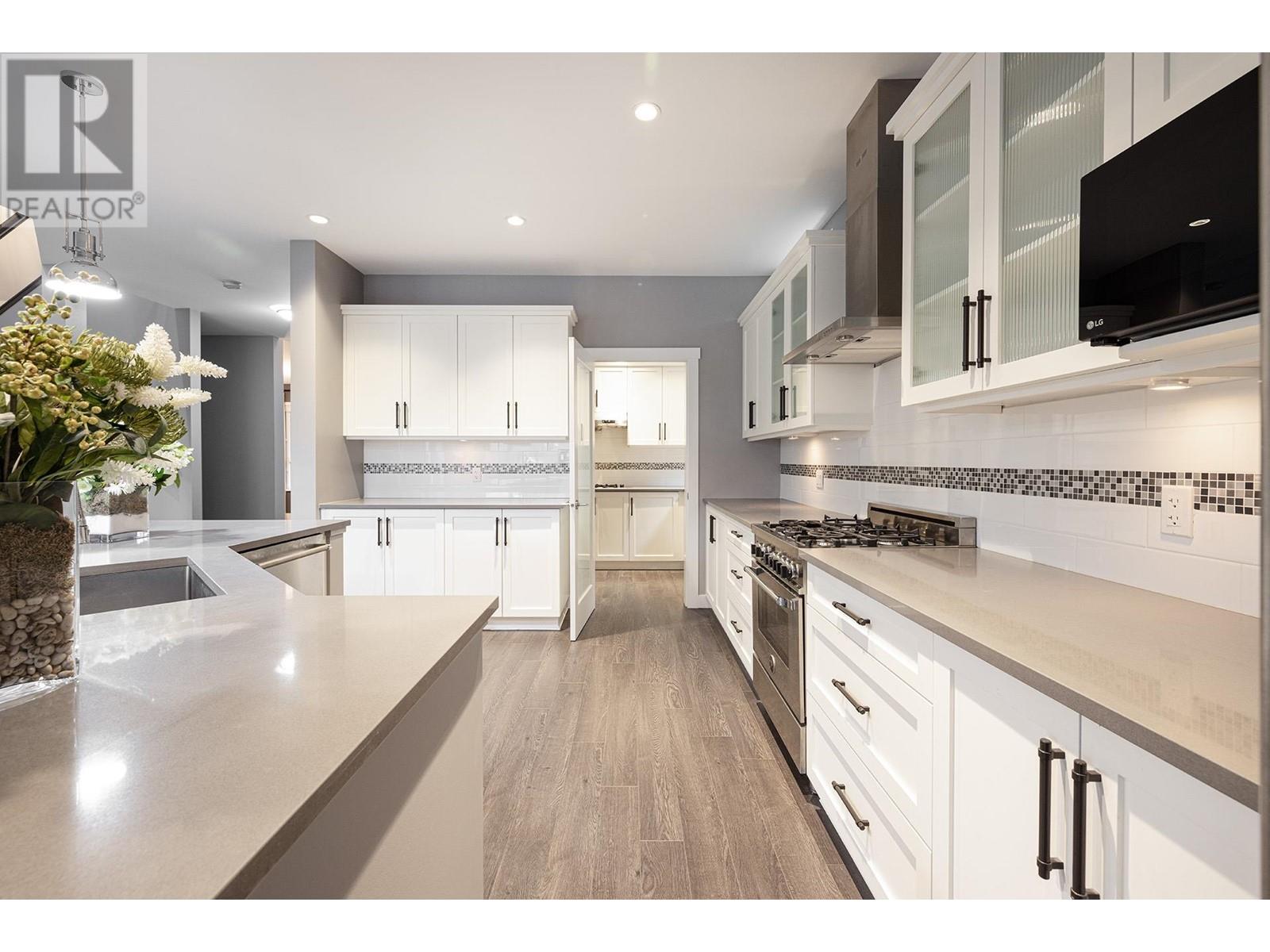 1432 Argyle Street, Coquitlam, British Columbia  V3E 0L3 - Photo 5 - R2962838