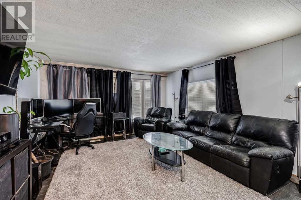Property at 442, 3223 83 Street NW image 2