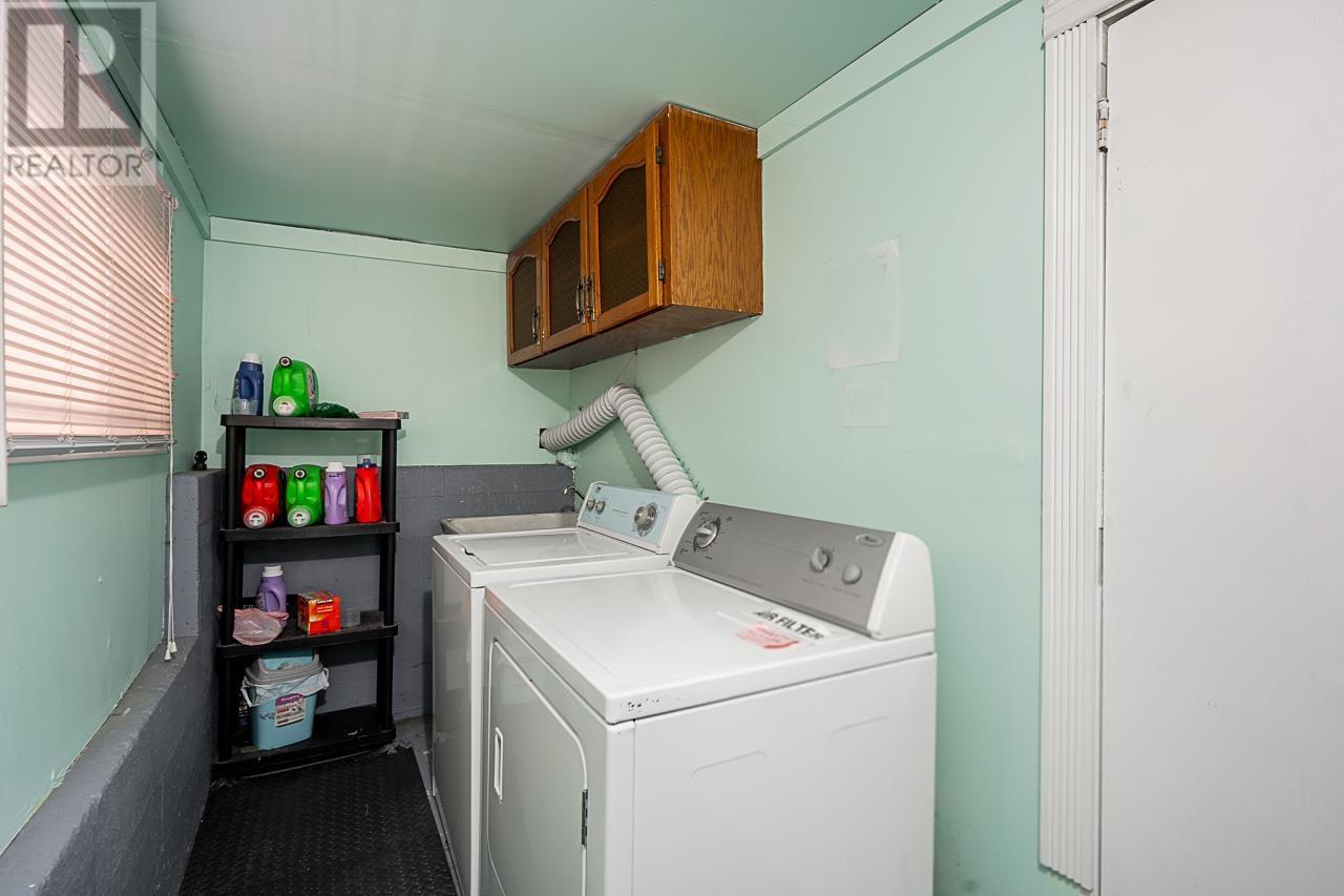 Listing Picture 12 of 30 : 3556 KNIGHT STREET, Vancouver / 溫哥華 - 魯藝地產 Yvonne Lu Group - MLS Medallion Club Member